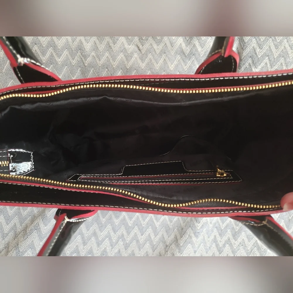 Arcadia Leather Handbag - Picture 7 of 10